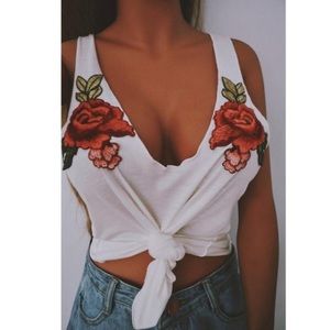 WHITE ROSE PATCHED TOP